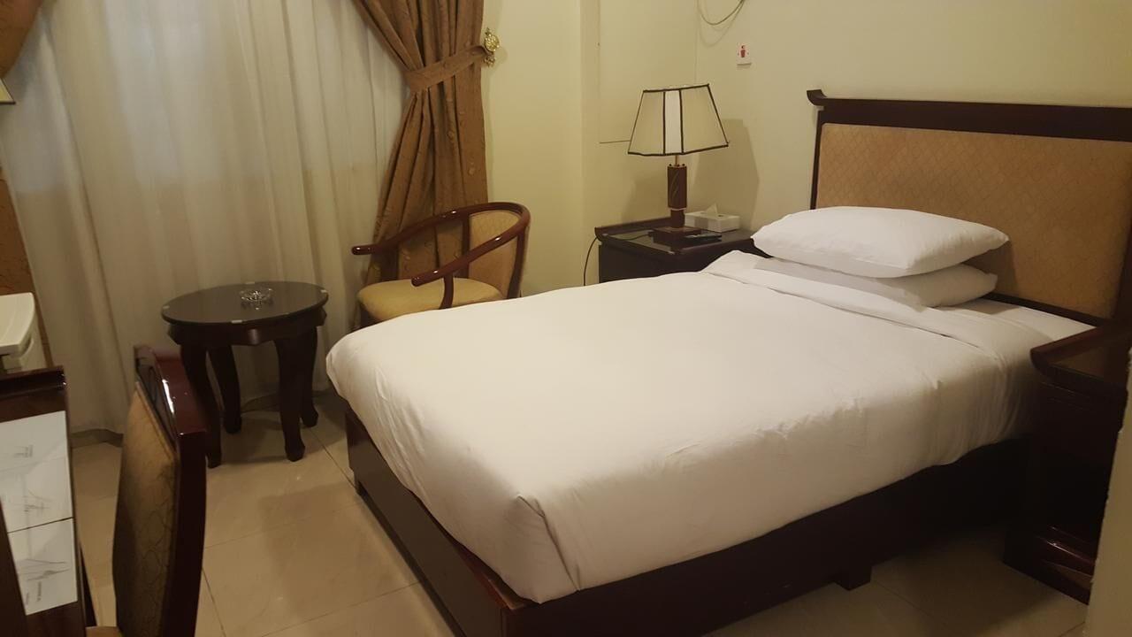 Al Muntazah Plaza Hotel Doha Buitenkant foto