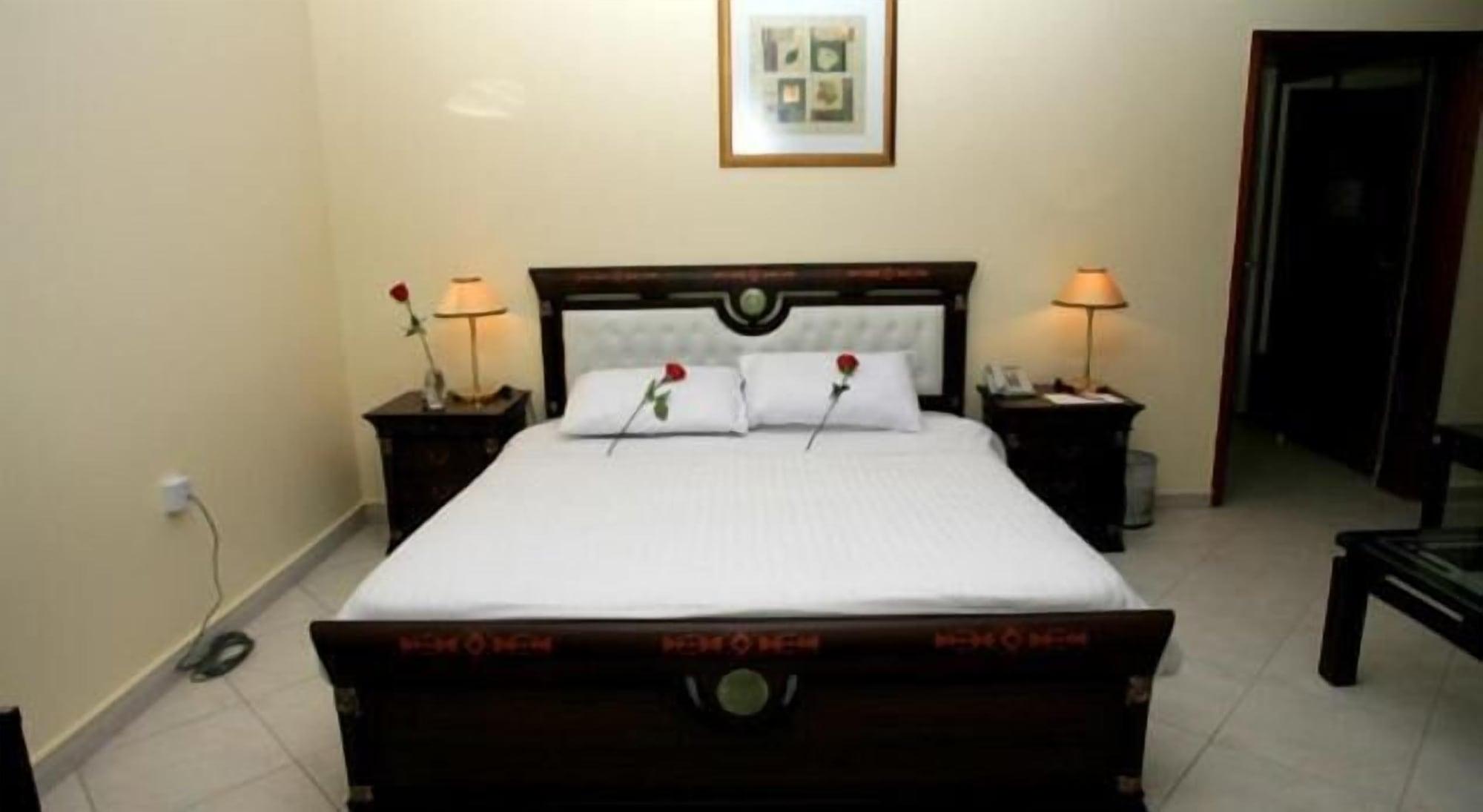 Al Muntazah Plaza Hotel Doha Buitenkant foto