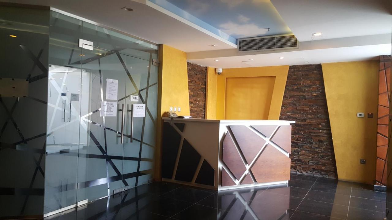 Al Muntazah Plaza Hotel Doha Buitenkant foto